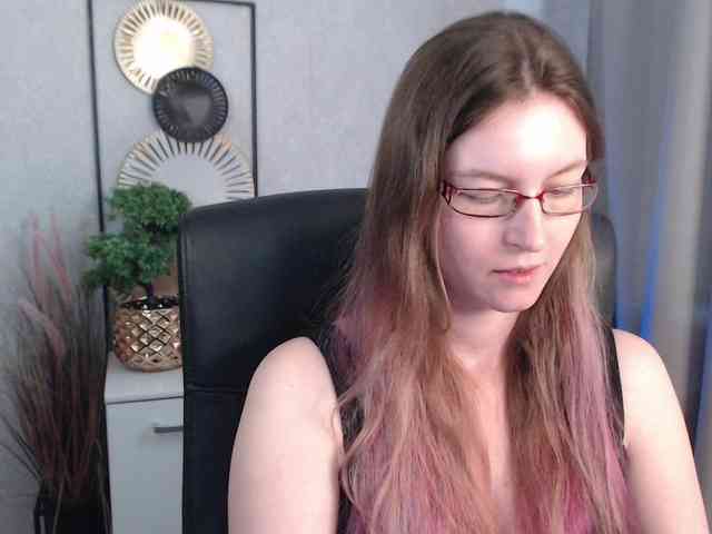 EmmaHeart webcam