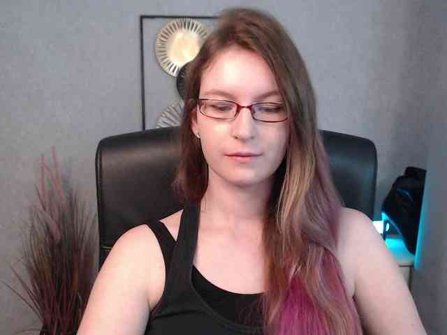 EmmaHeart webcam