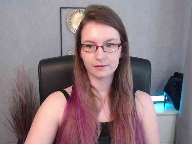 EmmaHeart webcam