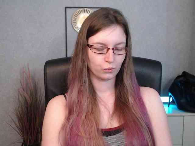 EmmaHeart webcam