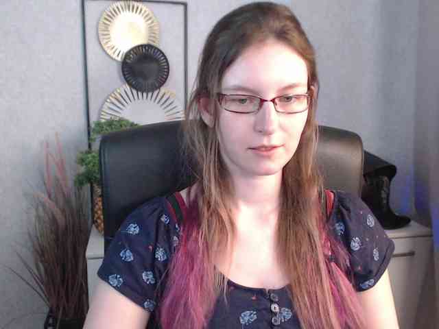 EmmaHeart webcam