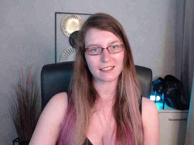 EmmaHeart webcam
