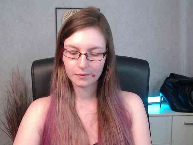 EmmaHeart webcam