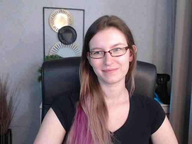 EmmaHeart webcam
