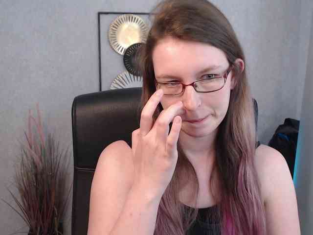 EmmaHeart webcam