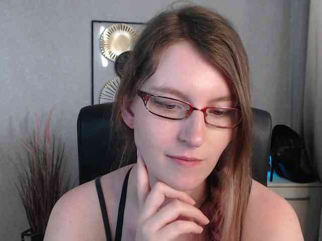 EmmaHeart webcam