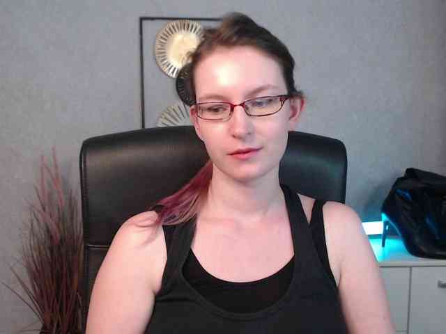 EmmaHeart webcam