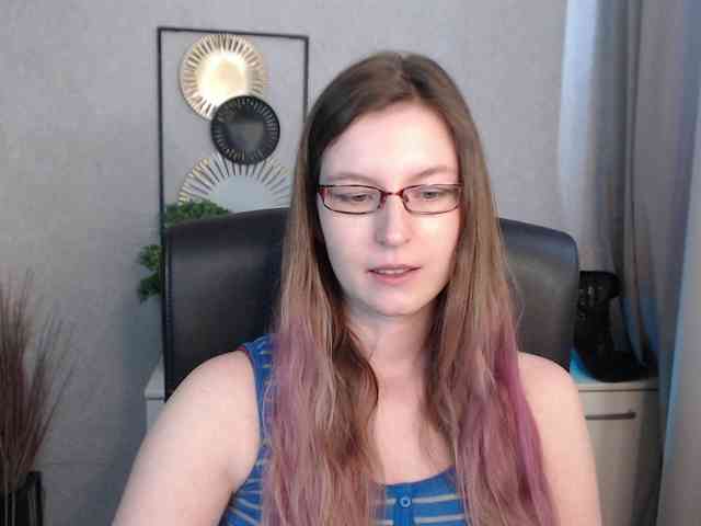 EmmaHeart webcam