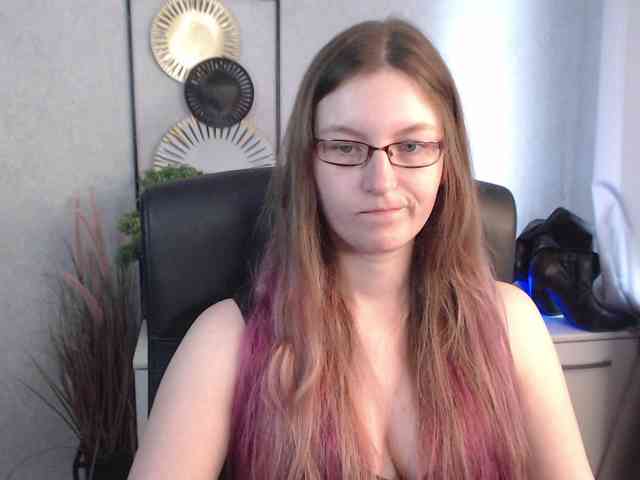 EmmaHeart webcam