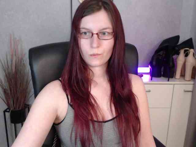 EmmaHeart Live Webcam on BongaCams