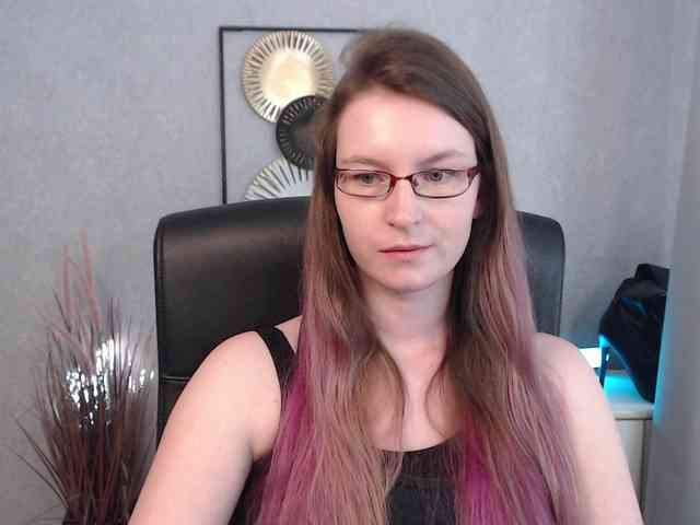 EmmaHeart webcam