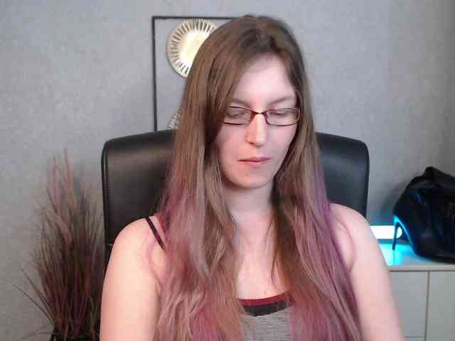 EmmaHeart webcam