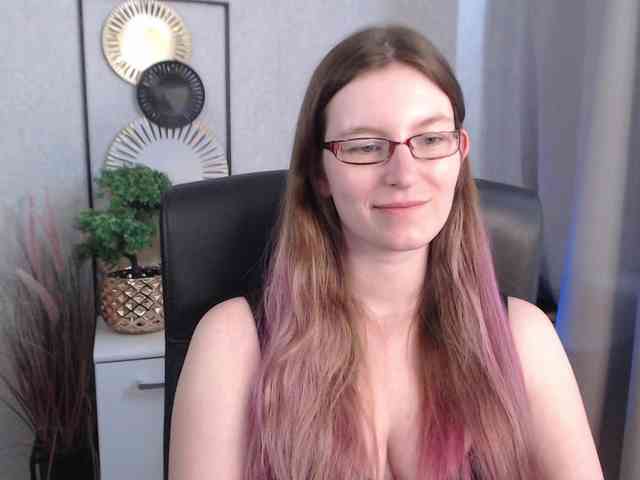 EmmaHeart webcam