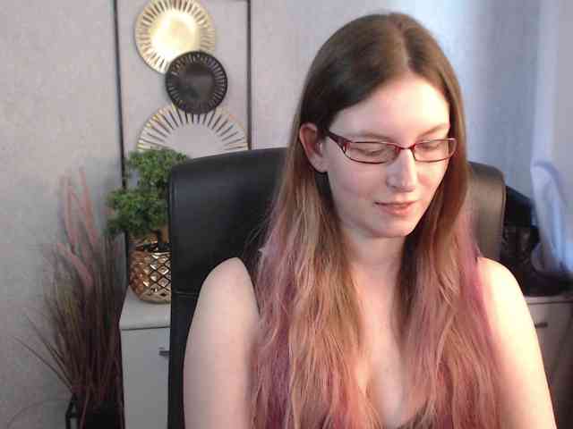 EmmaHeart webcam