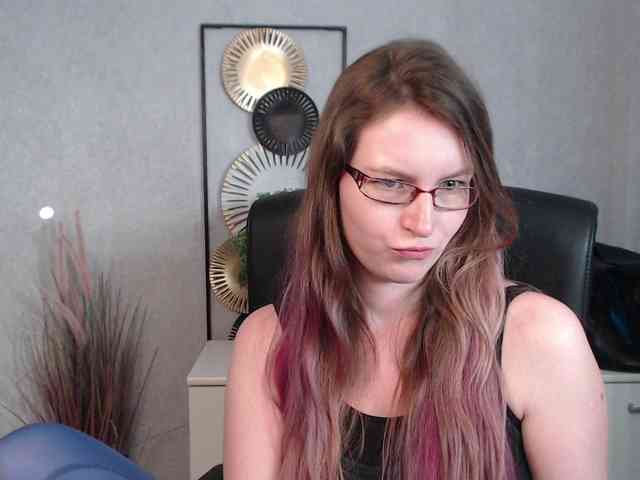 EmmaHeart webcam