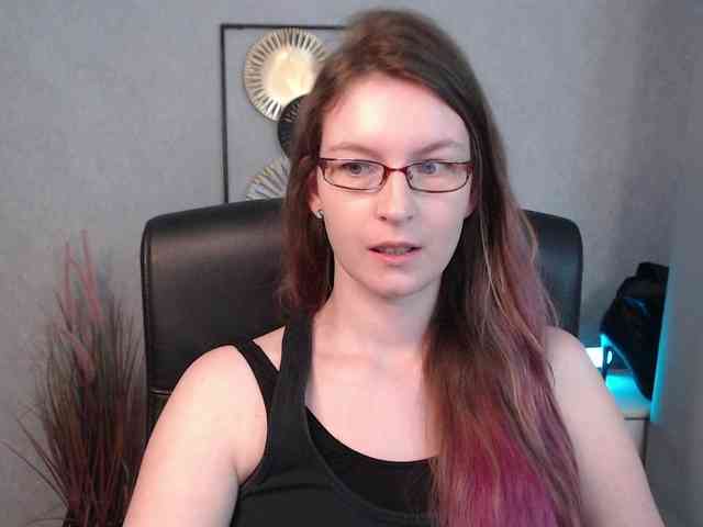 EmmaHeart webcam