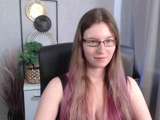 EmmaHeart webcam