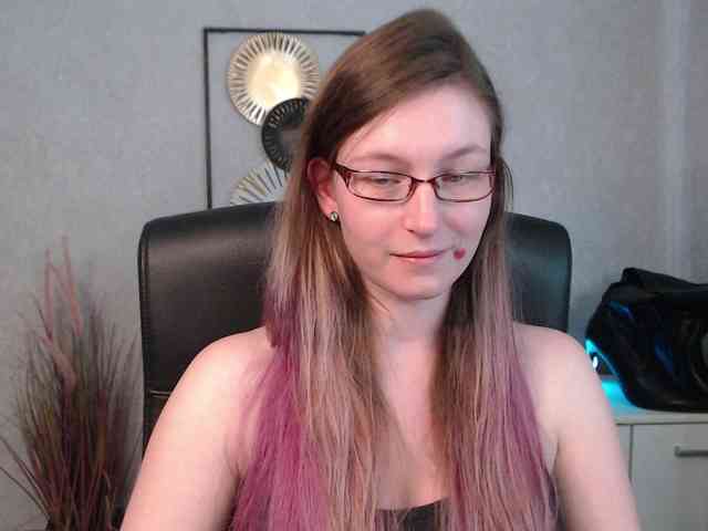 EmmaHeart webcam