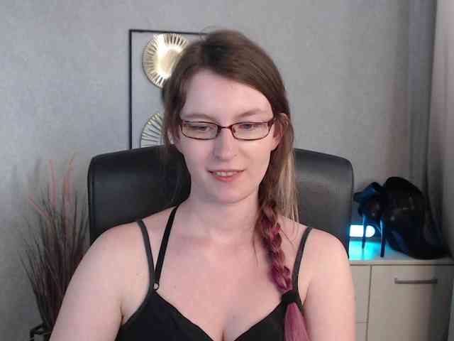EmmaHeart webcam