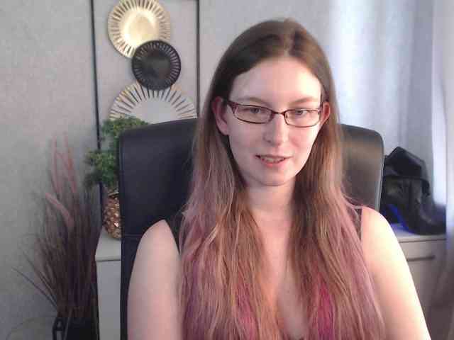EmmaHeart webcam