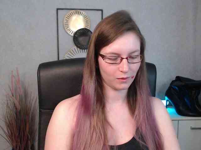 EmmaHeart webcam