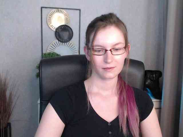 EmmaHeart webcam