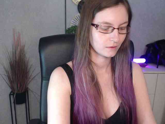 EmmaHeart webcam