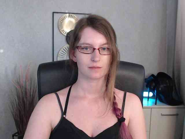 EmmaHeart webcam