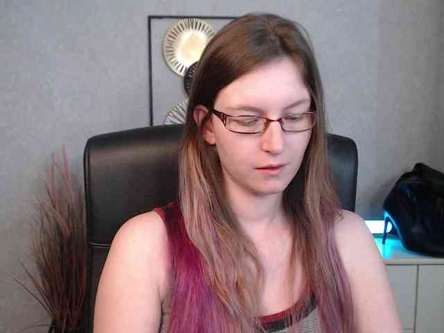 EmmaHeart webcam