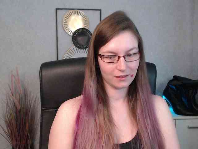 EmmaHeart webcam