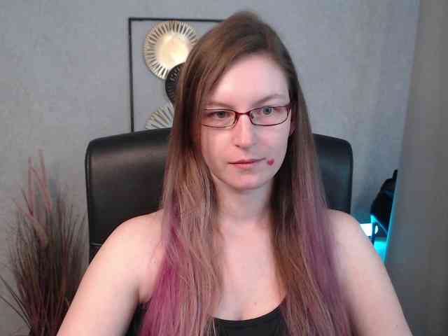 EmmaHeart webcam