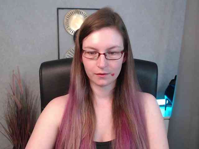 EmmaHeart webcam