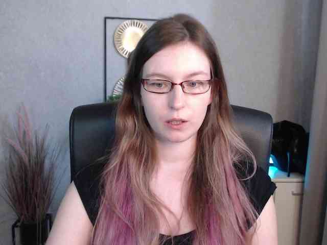 EmmaHeart webcam