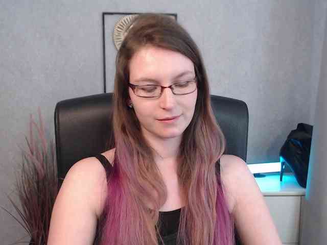 EmmaHeart webcam