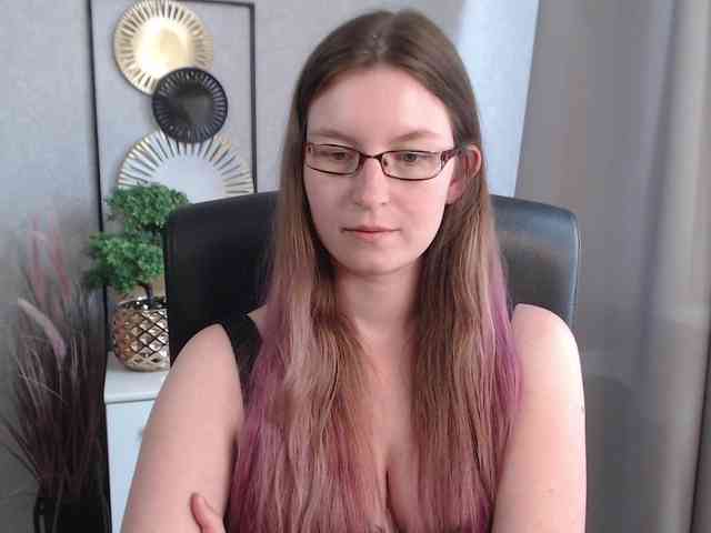 EmmaHeart webcam