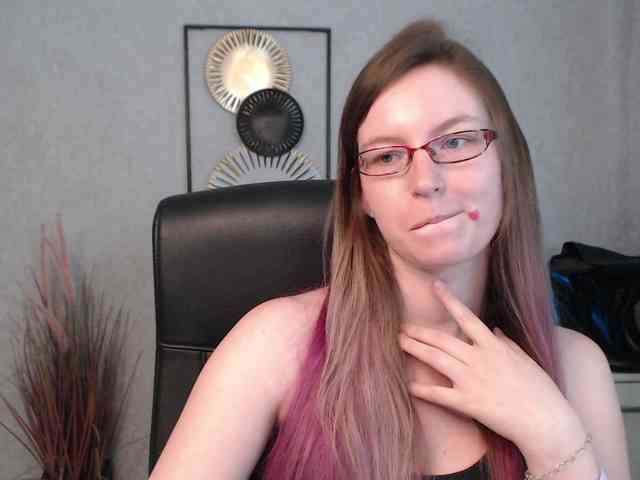 EmmaHeart webcam