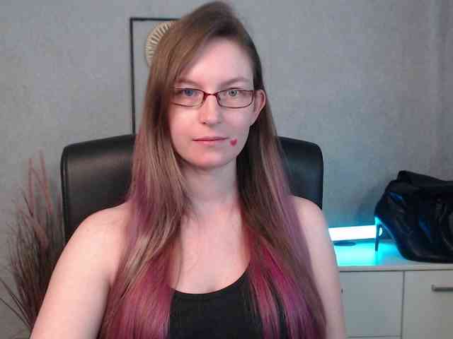 EmmaHeart webcam