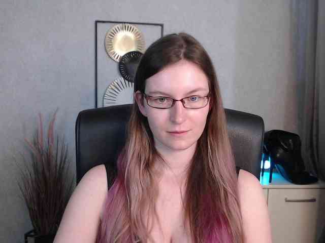 EmmaHeart webcam