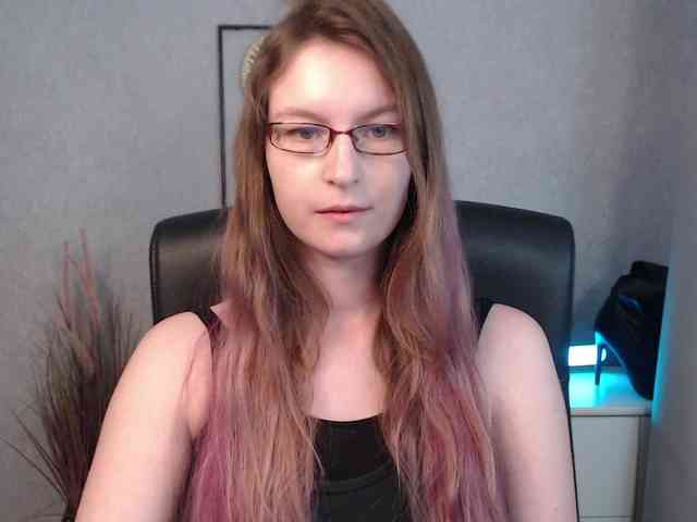EmmaHeart webcam