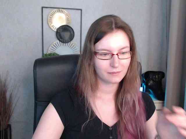 EmmaHeart webcam