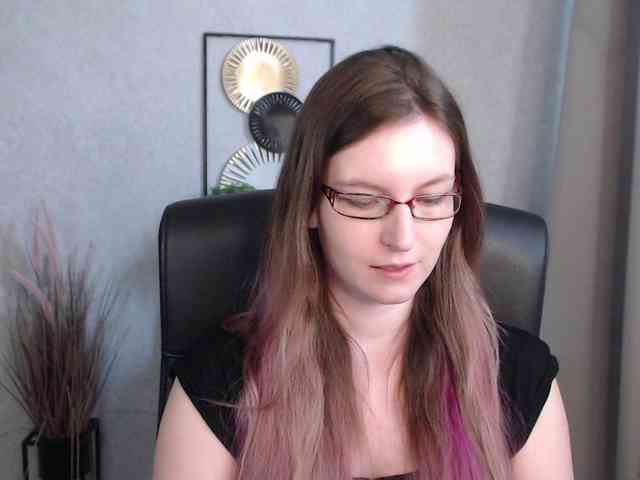 EmmaHeart webcam