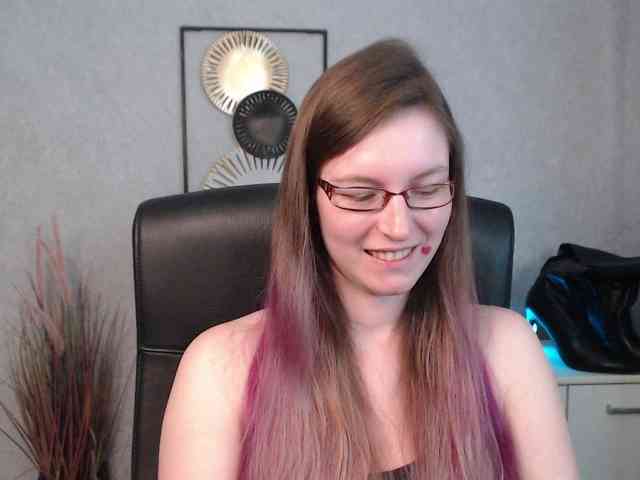 EmmaHeart webcam