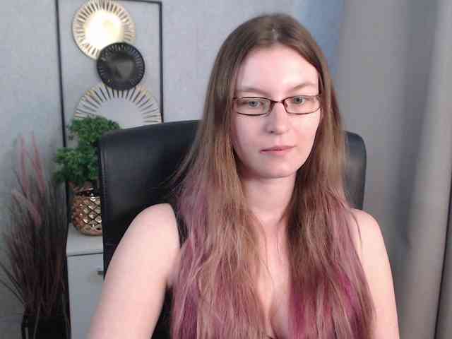 EmmaHeart webcam
