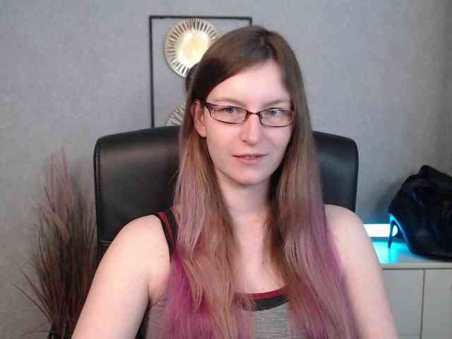 EmmaHeart webcam