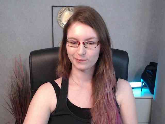 EmmaHeart webcam