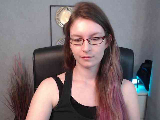 EmmaHeart webcam