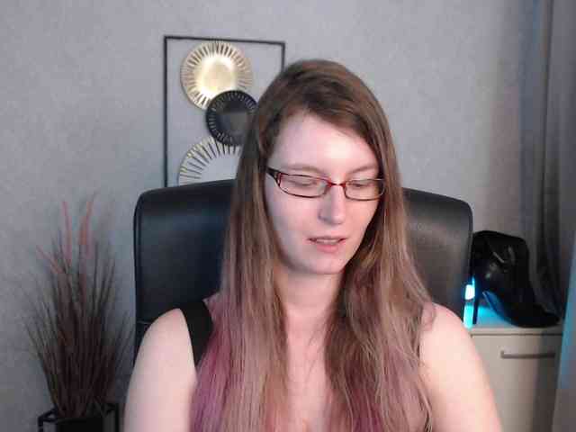 EmmaHeart webcam