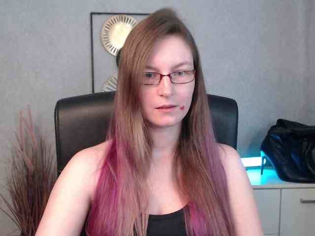 EmmaHeart webcam