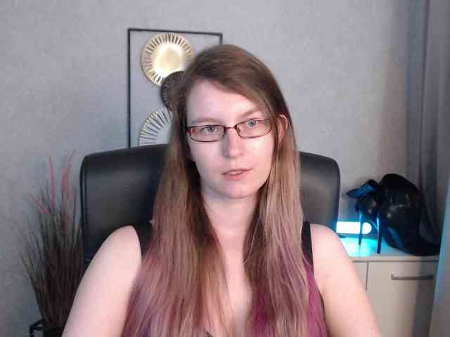 EmmaHeart webcam