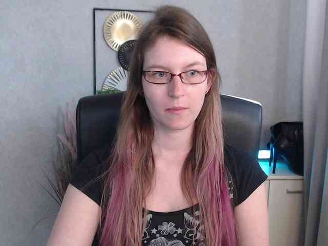 EmmaHeart webcam